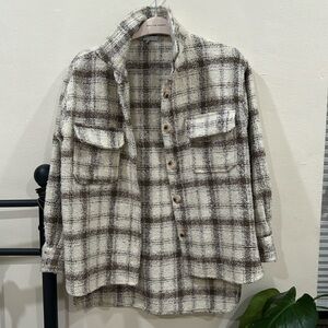 Plaid brown and cream jacket / shacket